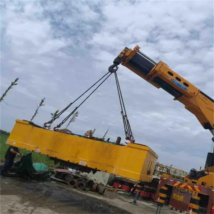 湘潭吊车吊集装箱需要多少钱